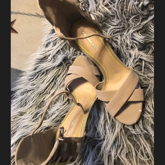 Gianni Bini Shoes - Never used
